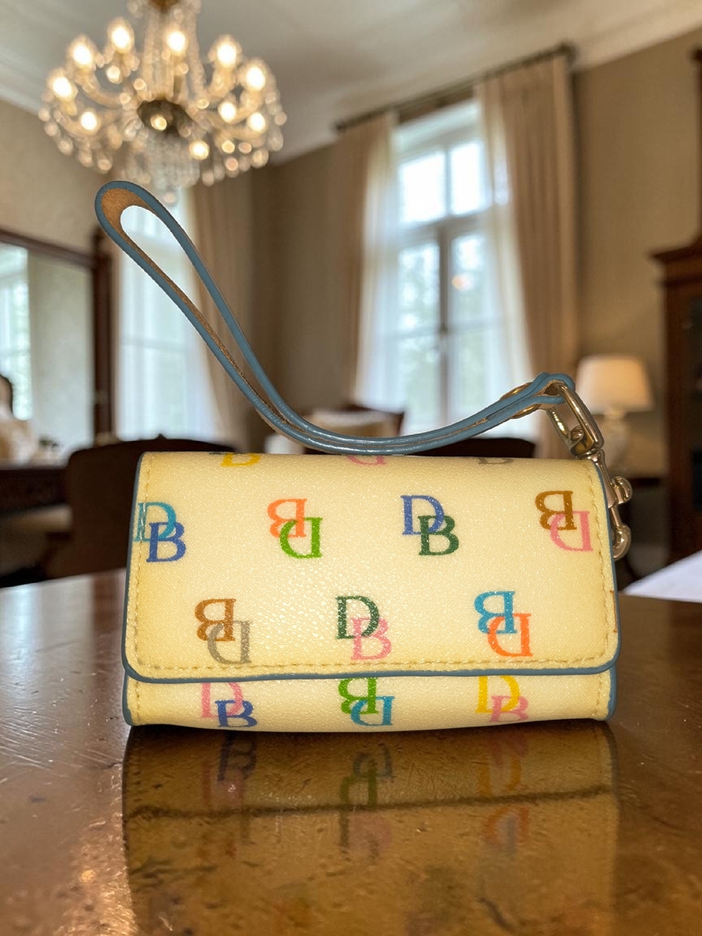 Dooney & Bourke Multicolor DB Monogram Wristlet Wallet Cream Leather Vintage Y2K